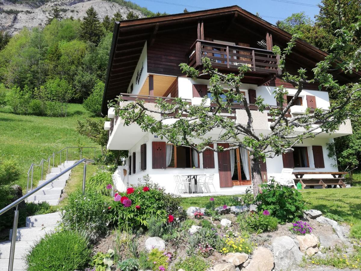 Chalet Waldrand Διαμέρισμα Inden Εξωτερικό φωτογραφία